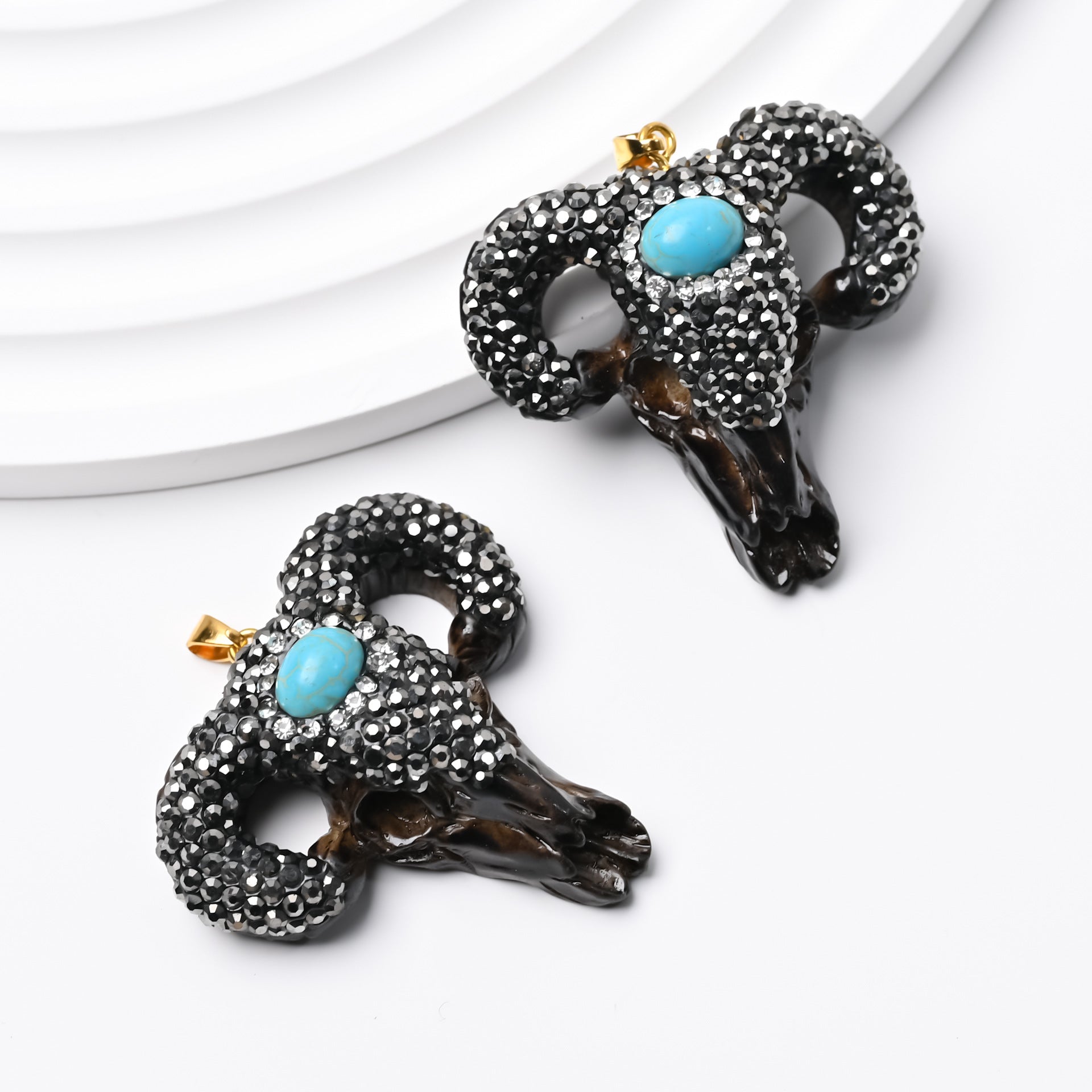 Wholesale Natural stone resin bull head shaped diamond necklace accessories DIY